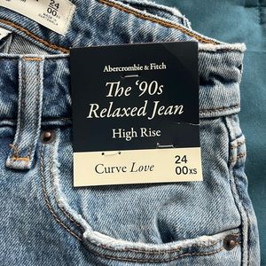 Abercrombie Curve Love High Rise 90s Relaxed Jean